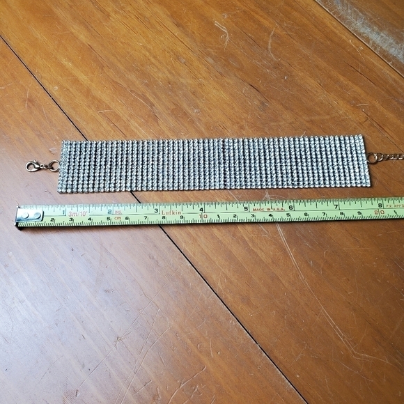 Bracelet, gold toned with clear stones - Picture 3 of 6